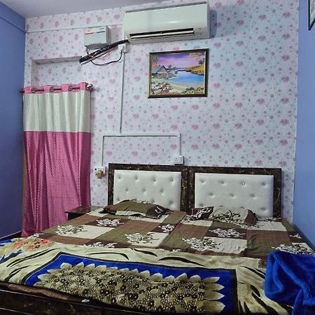 Kashi Dham Homestay Varanasi Luaran gambar