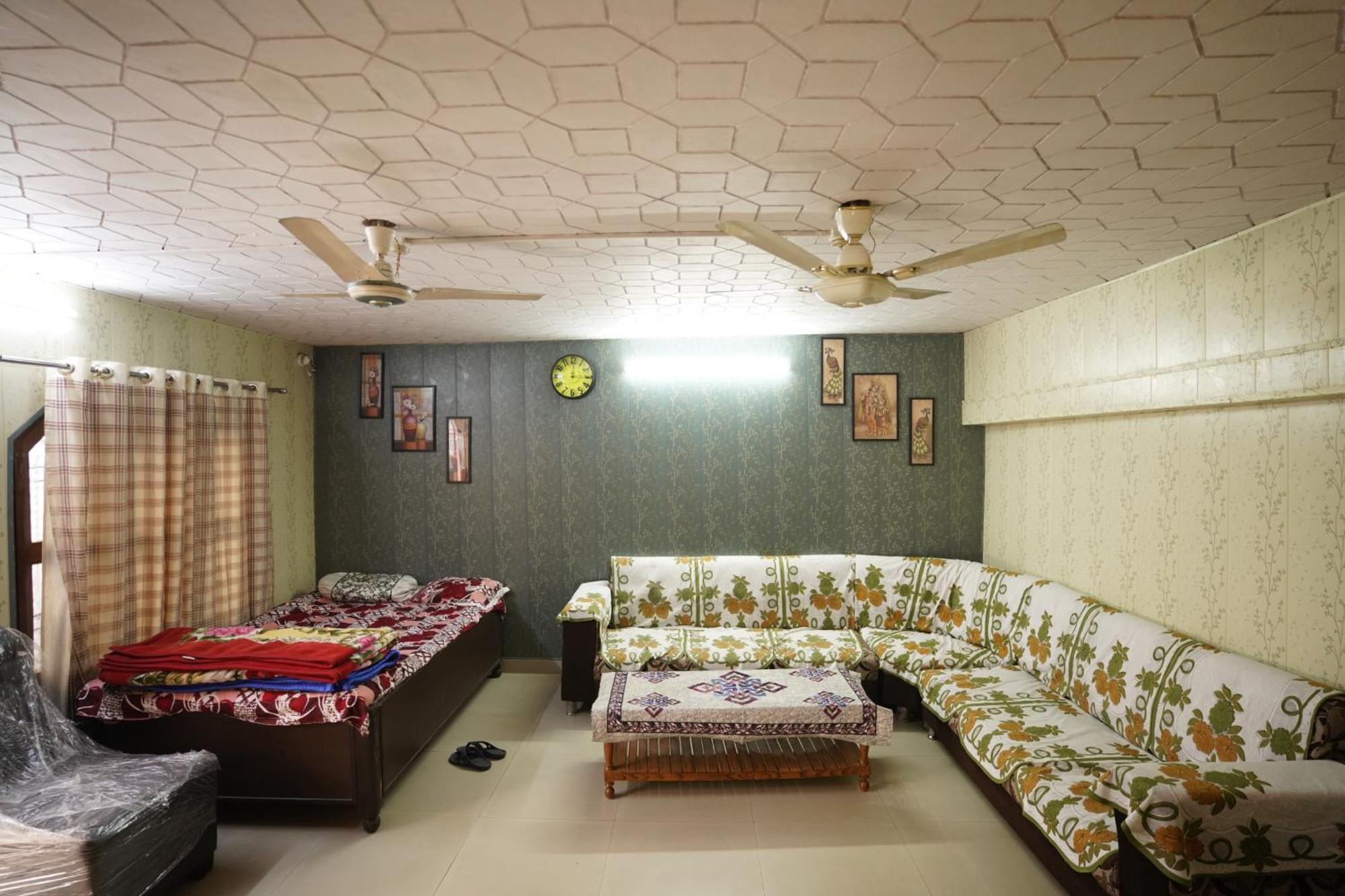 Kashi Dham Homestay Varanasi Luaran gambar